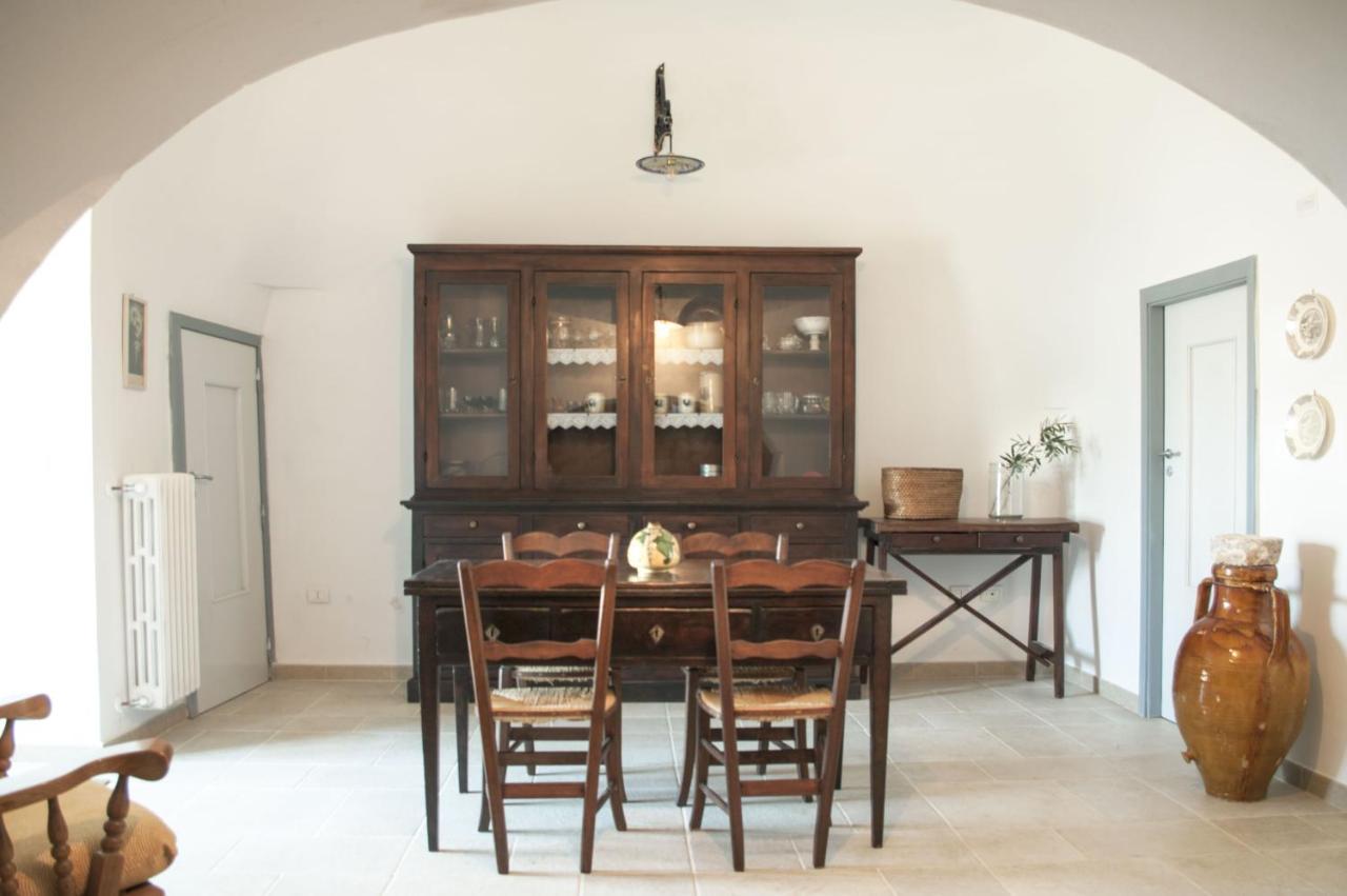 Il Trullo Bianco A Masseria Santalachicca Masseria Orimini Kültér fotó